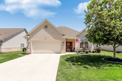 847 Fairfield Dr, Greenfield, IN, 46140-7901 | Card Image