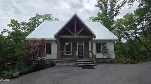 2430 Rainbow Falls Ln, Sevierville, TN, 37862 | Card Image