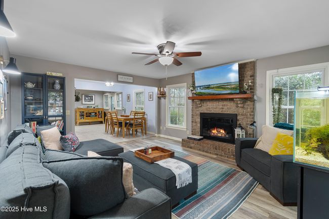 Living Room From Entry Way | Image 18
