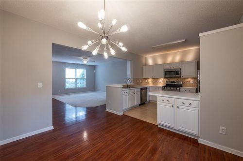 4084 Howell Park Rd, Duluth, GA, 30096-1730 | Card Image