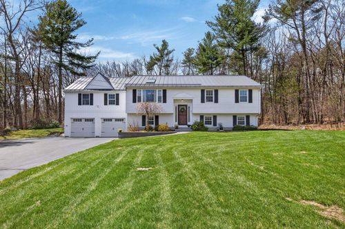 5 Maureen Ln, Hudson, NH, 03051-3445 | Card Image