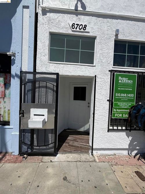 6708 International Blvd, Oakland, CA, 94621-0000 | Card Image