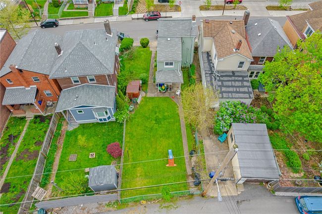 1827 Jancey St, House other with 2 bedrooms, 2 bathrooms and null parking in Pittsburgh PA | Image 16