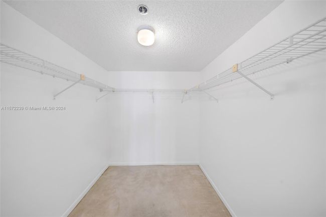 APT-1816 - 540 Brickell Key Dr, Condo with 2 bedrooms, 2 bathrooms and null parking in Miami FL | Image 30