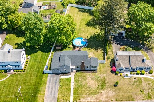 17 Emily Rd, Broad Brook, CT, 06016-9533 | Card Image