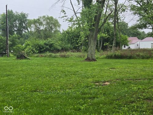 215 S Walnut St, Shelburn, IN, 47879-1630 | Card Image