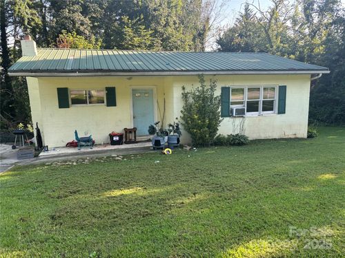 3523 Walker Cir, Lenoir, NC, 28645-8494 | Card Image