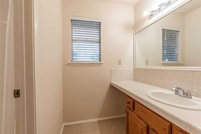 2nd bath upstairs | Image 28