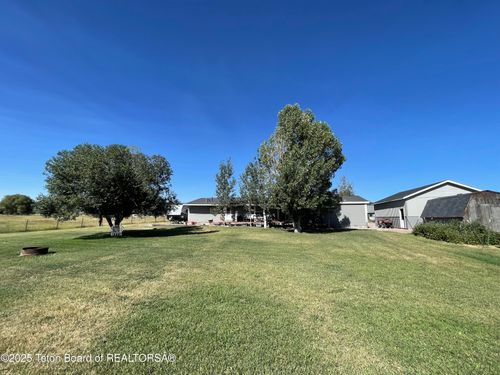 350 Worton Ln, Auburn, WY, 83111-8800 | Card Image