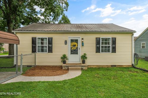 569 Monroe St, Madisonville, TN, 37354-1160 | Card Image