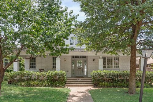 5204 Willis Ave, Dallas, TX, 75206-6433 | Card Image