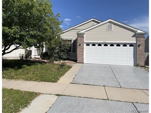 15644 E 50th Ave, Denver, CO, 80239-5644 | Card Image