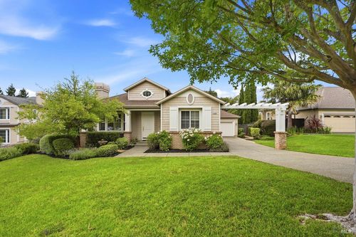 3769 Dafford Pl, Santa Rosa, CA, 95404-7667 | Card Image