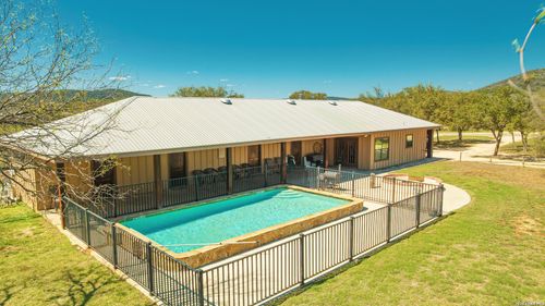 726 Tierra Linda, ConCan, TX, 78838 | Card Image