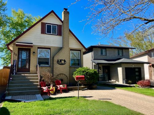 15 Chancton Cres, London, ON, N6E2Y5 | Card Image