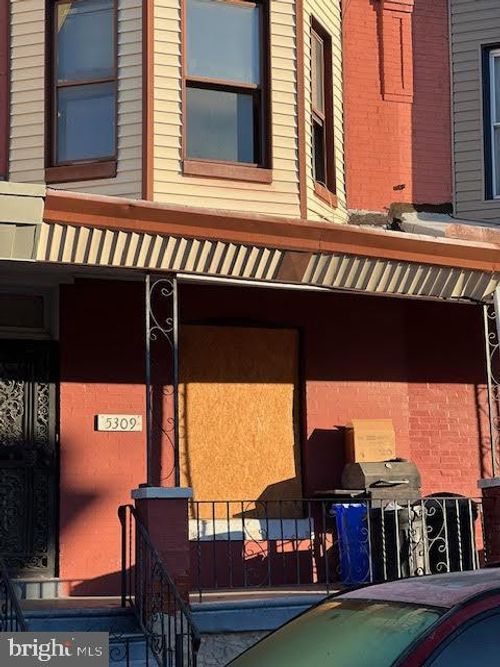 5309 Delancey St, PHILADELPHIA, PA, 19143-1406 | Card Image