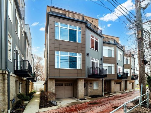 4191 Lorain Ct, Cleveland, OH, 44113-3824 | Card Image