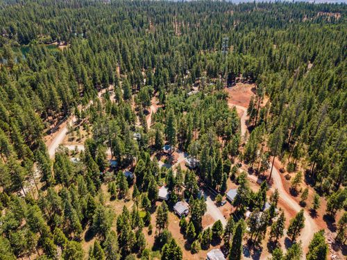 6961 Woodpecker Ln, Shingletown, CA, 96088-9207 | Card Image