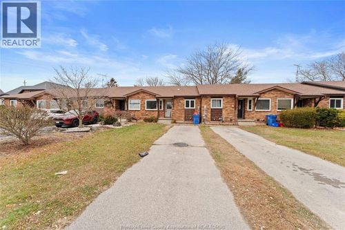 36 Remark Dr, Kingsville, ON, N9Y3X6 | Card Image