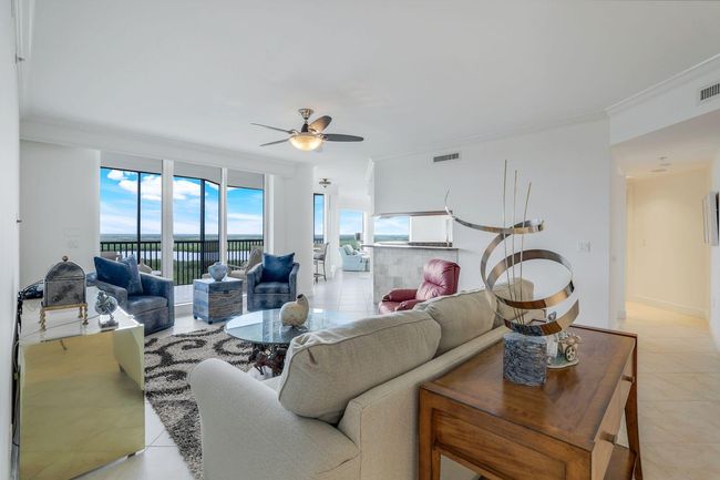 APT-1005 - 1060 Borghese Ln, Condo with 2 bedrooms, 3 bathrooms and null parking in NAPLES FL | Image 4