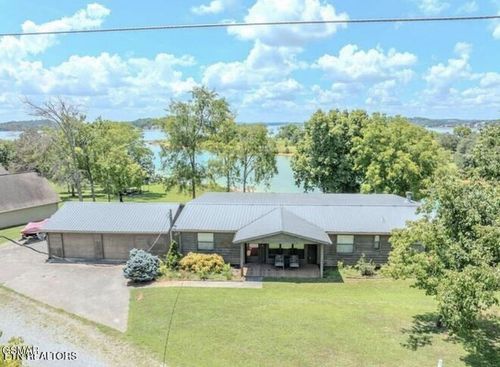 1369 Paradise Ln, Dandridge, TN, 37725-6623 | Card Image