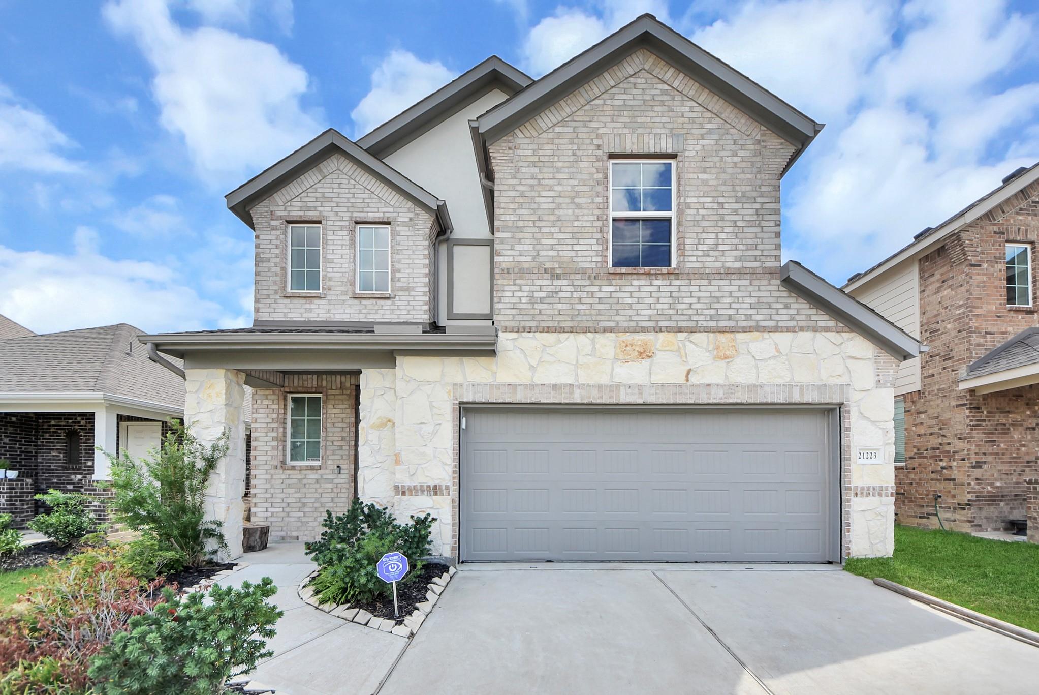 Residential Lease in Cypress