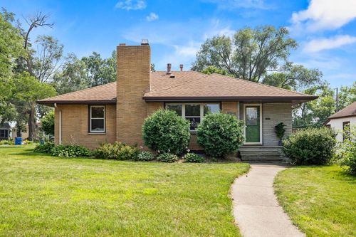 4201 40th Ave N, Robbinsdale, MN, 55422-2270 | Card Image