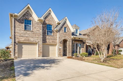 5151 Welara Dr, Grand Prairie, TX, 75052-2561 | Card Image