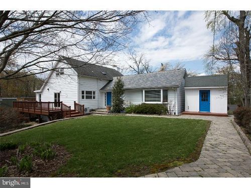 35 Beulah Rd, DOYLESTOWN, PA, 18901-5222 | Card Image