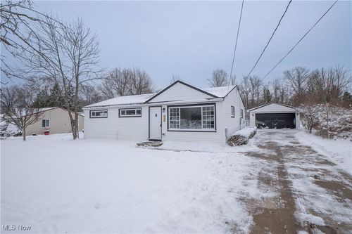 3796 Sanford Dr, Brunswick, OH, 44212-2603 | Card Image