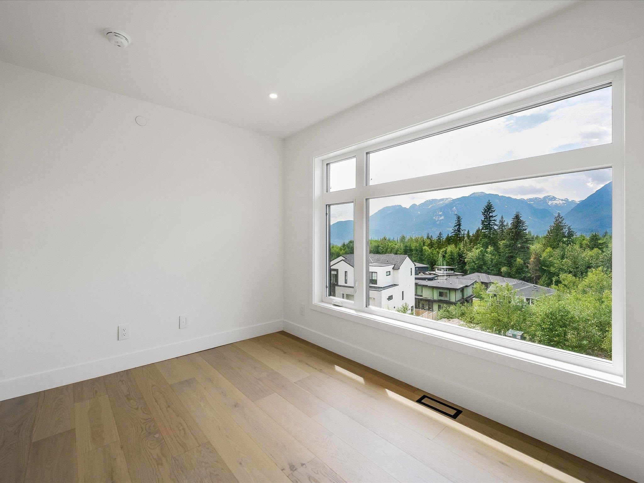 12 - 3385 Mamquam Road, House other with 5 bedrooms, 4 bathrooms and 4 parking in Squamish BC | Image 29