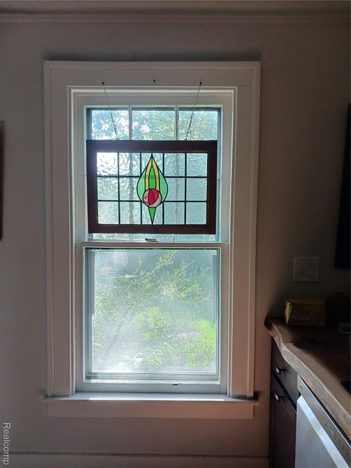 160 Chippewa Rd, Pontiac, MI, 48341-2007 | Card Image