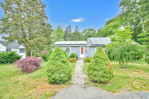 13 Atwood St, Kingston, MA, 02364-1643 | Card Image