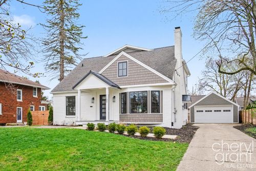 1100 Eastwood Ave, East Grand Rapids, MI, 49506-3580 | Card Image