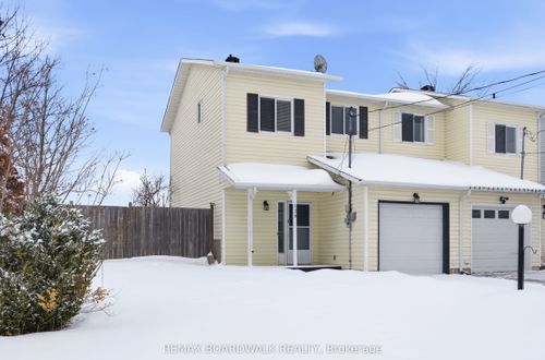 128 Dunham St, Carleton Place, ON, K7C4M8 | Card Image