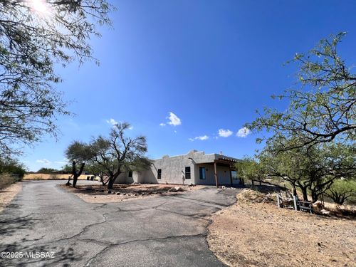1040 N Wentworth Road, Vail, AZ, 85641 | Card Image