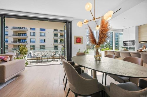 301-2604 5th Avenue, San Diego, CA, 92103 | Card Image