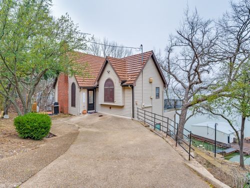 41 White Oak, Gainesville, TX, 76240 | Card Image