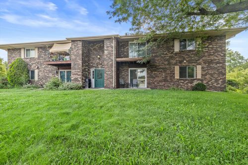 4845 Scotts Way, Caledonia, WI, 53402-2460 | Card Image