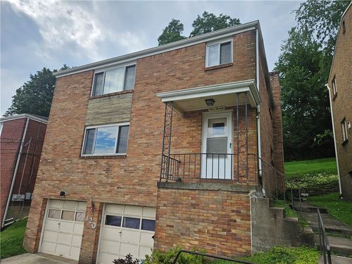 120 E Garden Rd, Brentwood, PA, 15227-3102 | Card Image