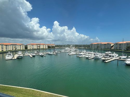 ph05-15 Harbour Isle Dr W, Fort Pierce, FL, 34949-2767 | Card Image