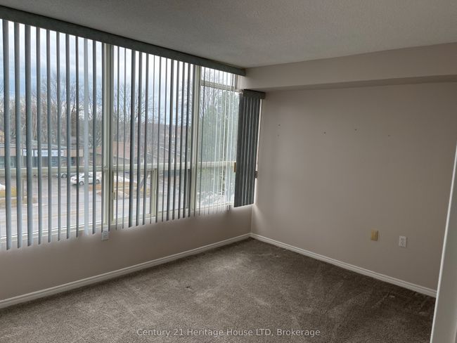 407 - 5100 Dorchester Rd, Condo with 2 bedrooms, 2 bathrooms and 1 parking in Niagara Falls ON | Image 5