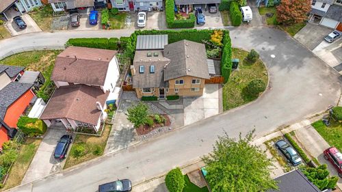 1184 Parkland Dr, Coquitlam, BC, V3E1M2 | Card Image