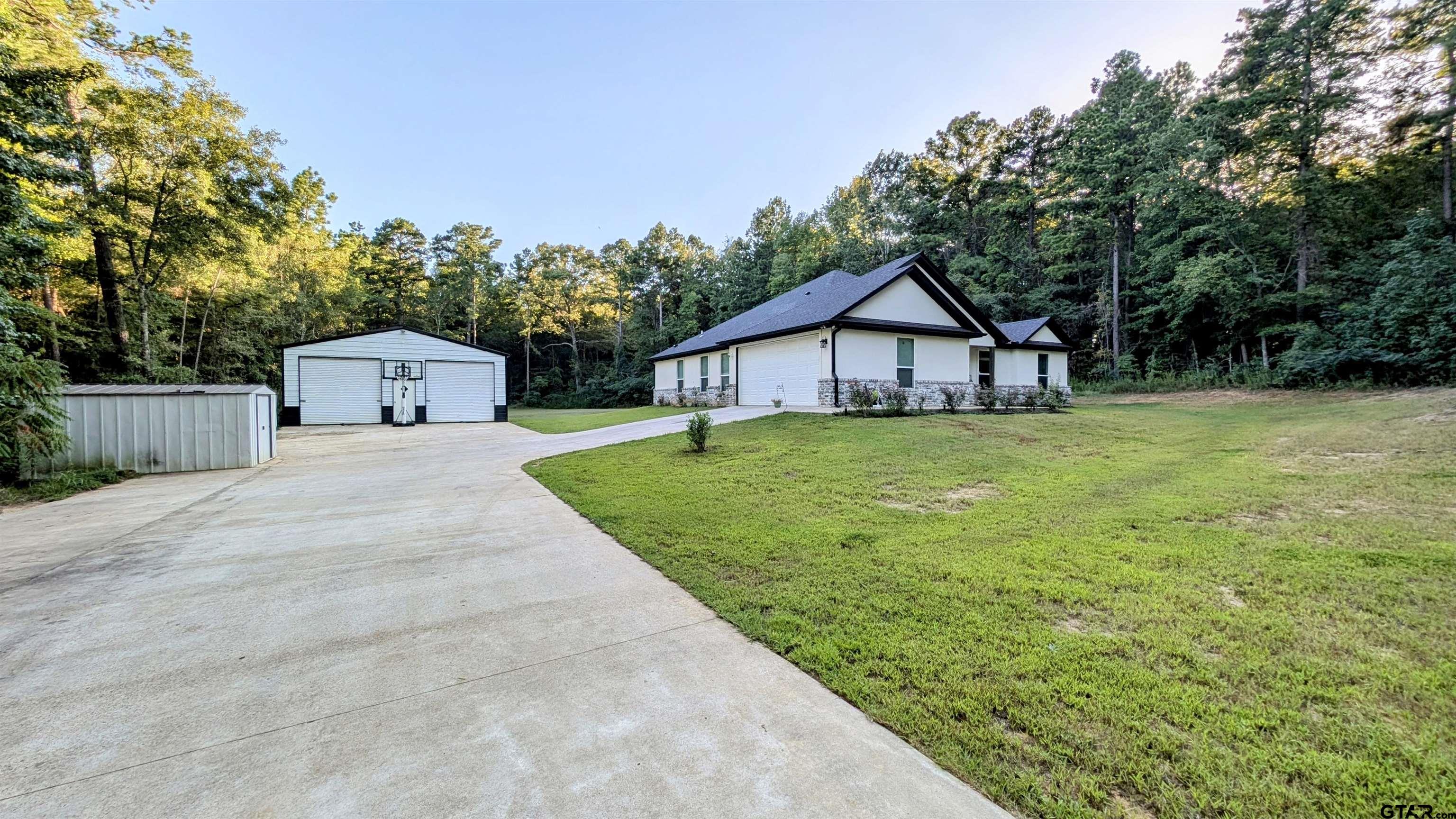 Roberts Rd, Tyler, TX 75707