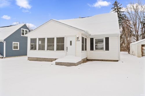 4420 Meadow Ln, South Bend, IN, 46619-4124 | Card Image