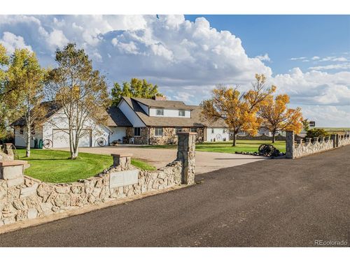 22400 County Road 10, Hudson, CO, 80642-9105 | Card Image