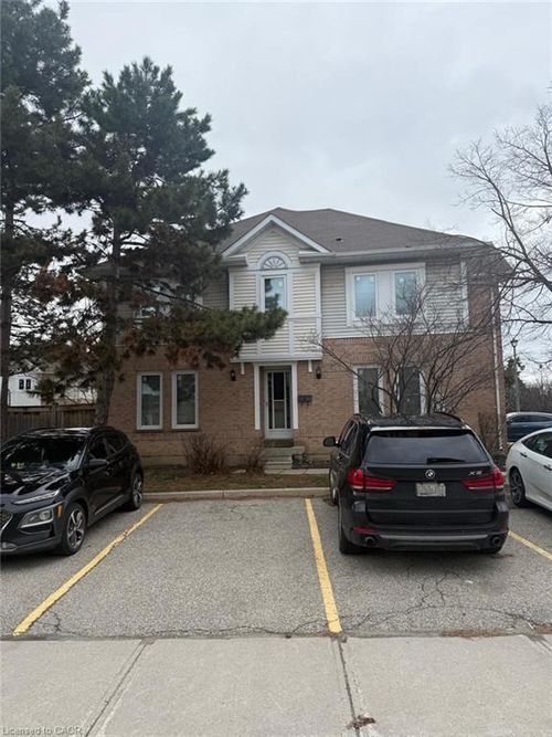 33-63 Wickstead Crt, Brampton, ON, L6R1N8 | Card Image