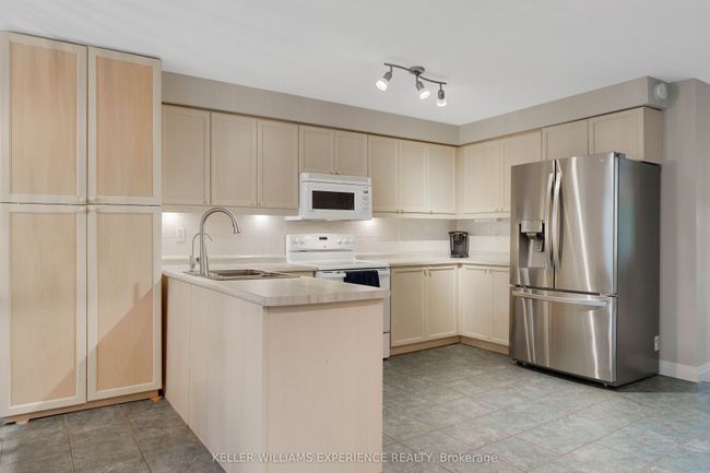 13 Evergreen Cres, House other with 6 bedrooms, 3 bathrooms and 4 parking in Wasaga Beach ON | Image 8