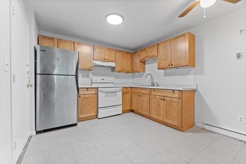 apt-16-580 Cummins Hwy, Boston, MA, 02126-1240 | Card Image