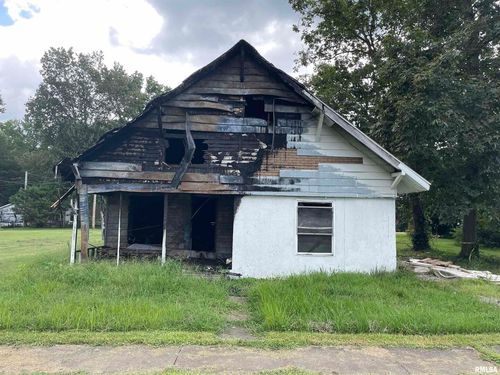 214 S King St, Hurst, IL, 62949-1044 | Card Image